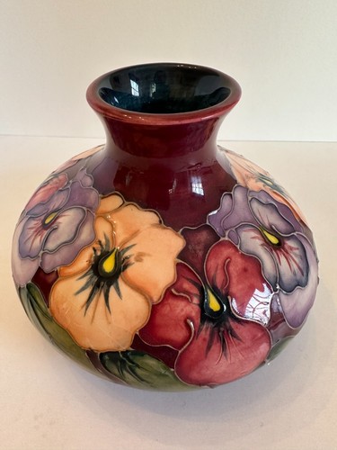 Moorcroft pansy vase rachel - pansy,