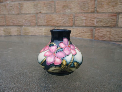 Moorcroft pink floral pattern - moorcroft,