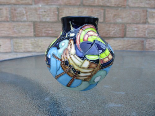 Moorcroft three ships pattern - three,