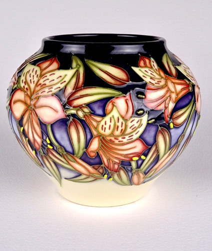 Moorcroft pottery peruvian - pottery,