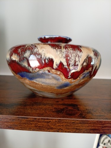 Moorcroft black ryden vase - black,