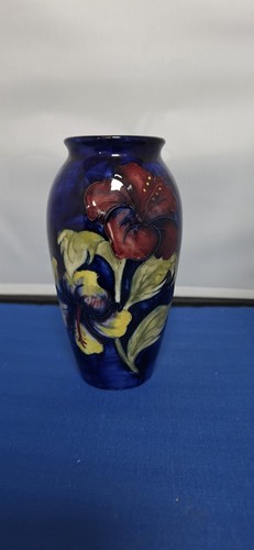 Vintage moorcroft hibiscus - ",