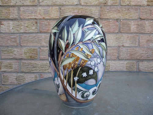 Moorcroft lady shallot - moorcroft, of