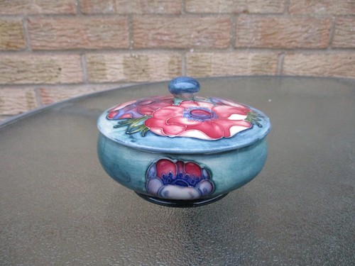 Moorcroft anemone pattern - anemone,