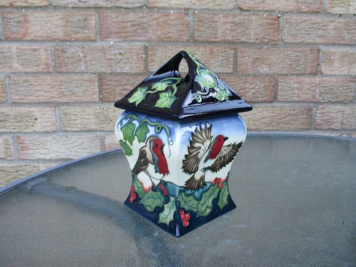Moorcroft cheerful robin - cheerful,