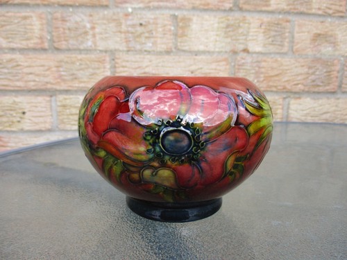 Moorcroft flambé anemone - ,
