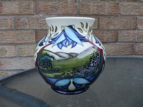 Moorcroft wuthering heights - moorcroft,