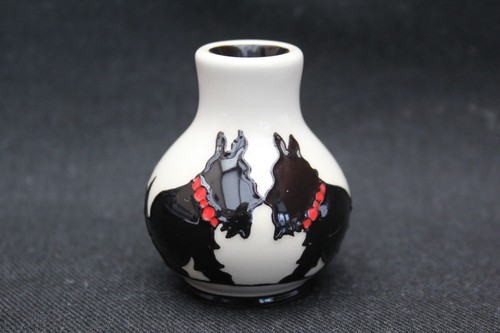 Moorcroft miniature scottie - miniature, "