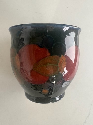 Moorcroft hibiscus small vase - moorcroft,