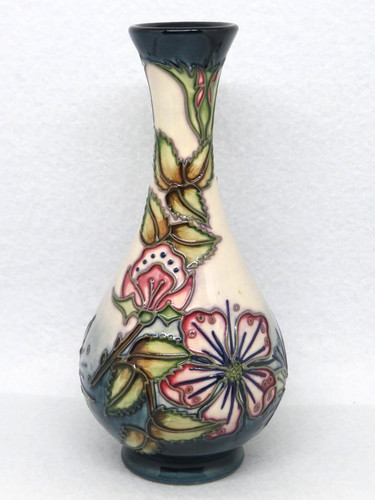 Moorcroft pottery sweet briar - pottery,