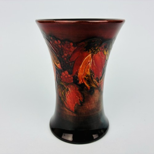 Vtg william moorcroft - william,