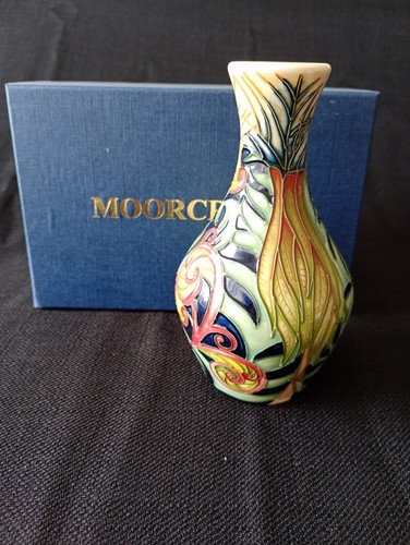 Moorcroft prairie summer vase - prairie,